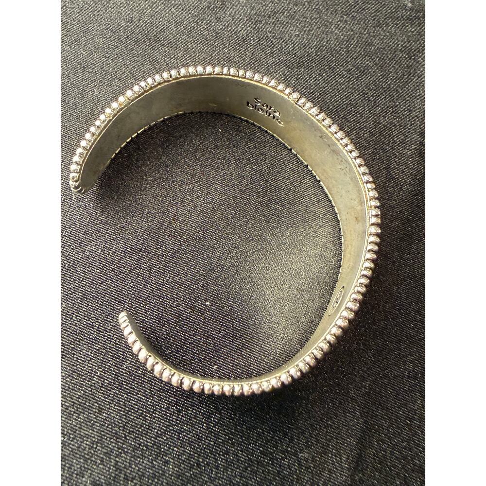 Vintage Sara Blaine cuff bracelet featuring intricate scrollwork in silver tone - Picture 9 of 10